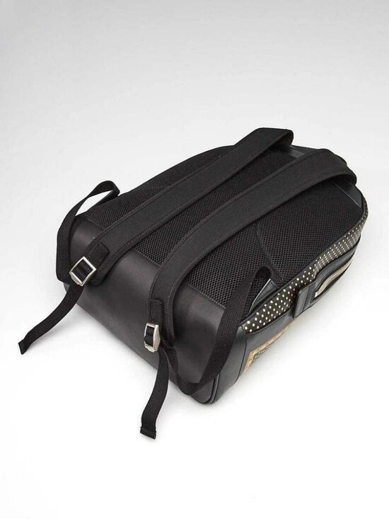 Gucci Black Leather \